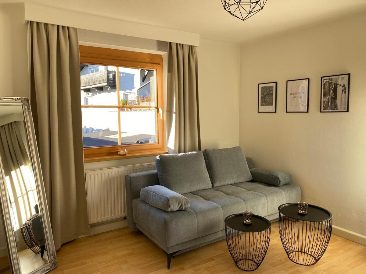 Gemuetliche Wohnung Mit Gartenblick Innsbruck Eksteriør billede
